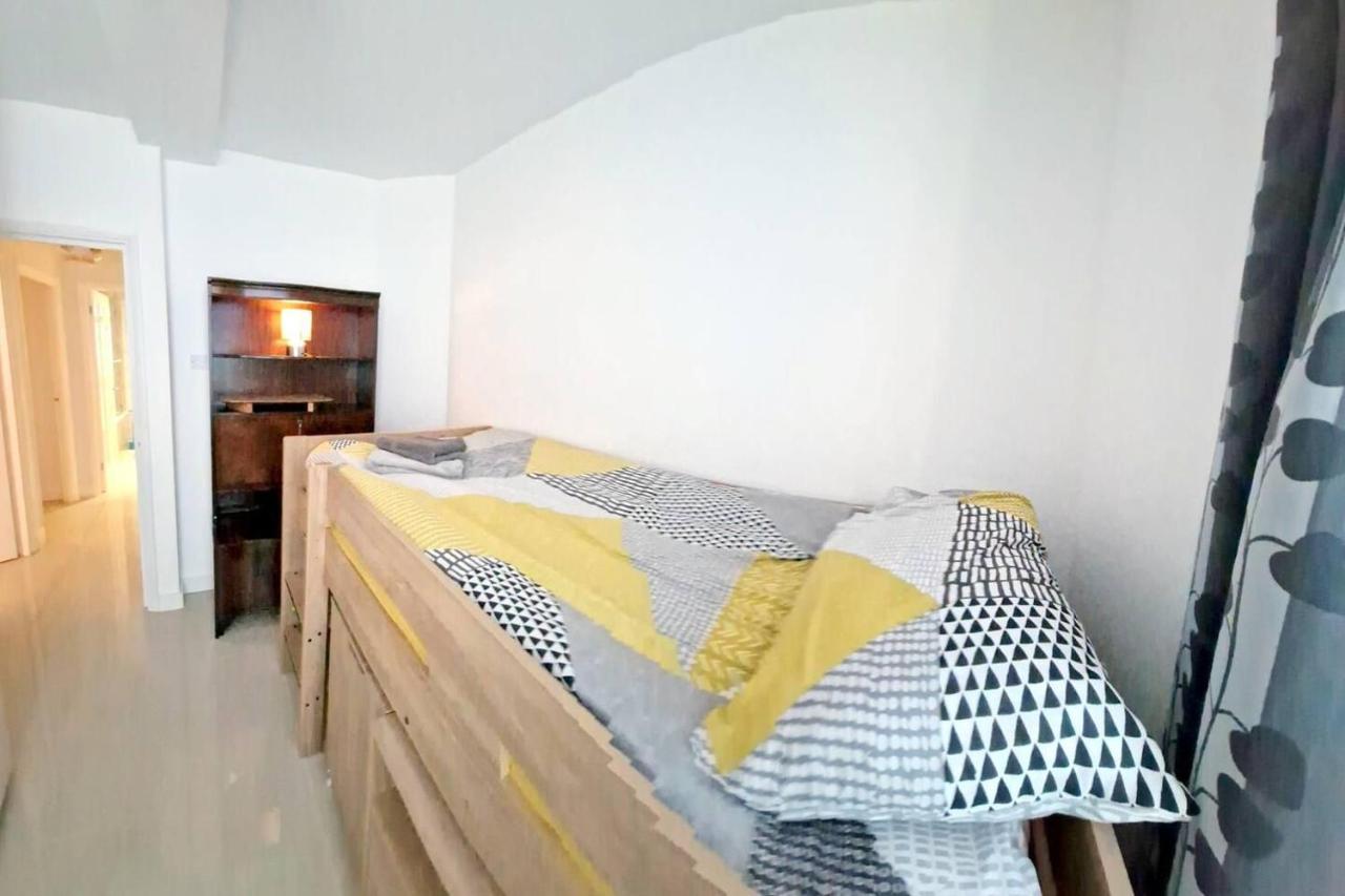 伦敦Modern 3-Bed House In Surrey Quays别墅 外观 照片